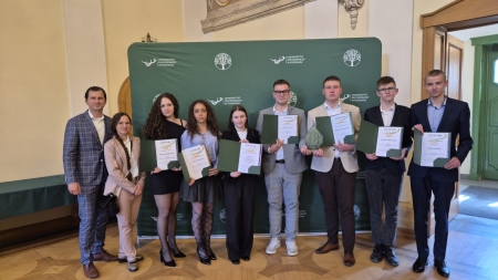 Sukces naszej szkoły w XLIX edycji eliminacji okręgowych OWiUR – zdobyliśmy tytuł Najlepsz